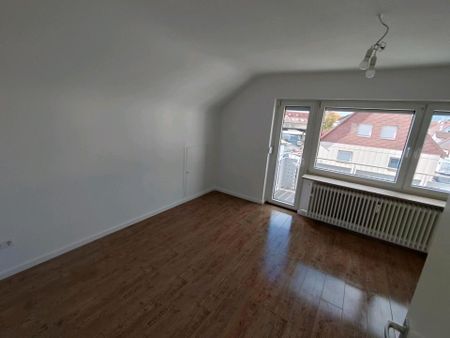 Frisch renovierte 3,5 Zimmerwohnung zu vermieten - Photo 3