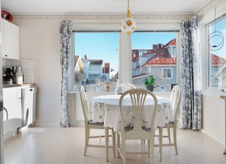 Västra Kronbergsgatan, Lysekil - Photo 3