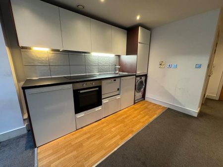 2 bedroom flat to rent - Photo 5