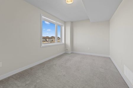 For Lease - 126 Beebalm Crescent, Barrhaven, Ontario - Photo 4