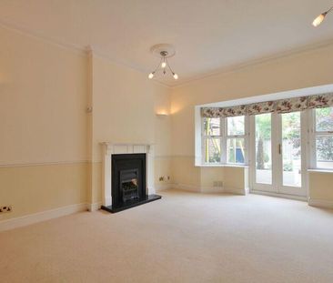 3 bedroom terraced house to rent - Photo 3