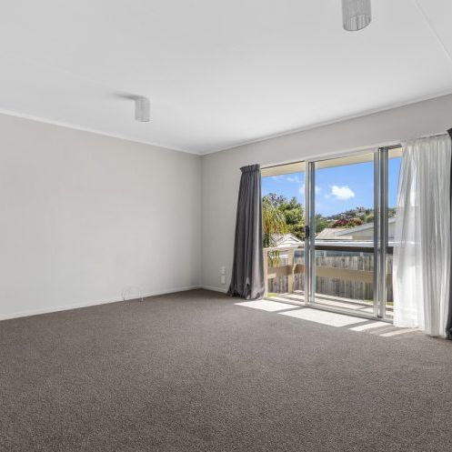 Sunny Sherwood - Photo 1