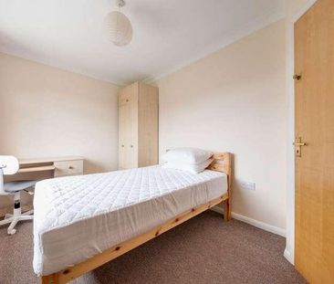 Warwick Road, Canterbury, CT1 - Photo 2