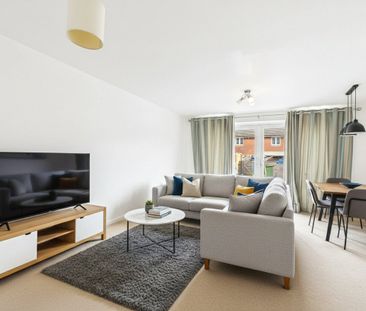 2 bedroom House in Honington Mews, Farnborough - Photo 1