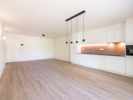 Stijlvol nieuwbouwappartement met uniek zicht op de Vaart van Schoten. - Photo 4