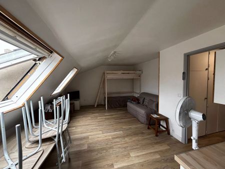 A LOUER STUDIO 20000 AJACCIO CENTRE VILLE PLACE DIAMANT - Photo 2