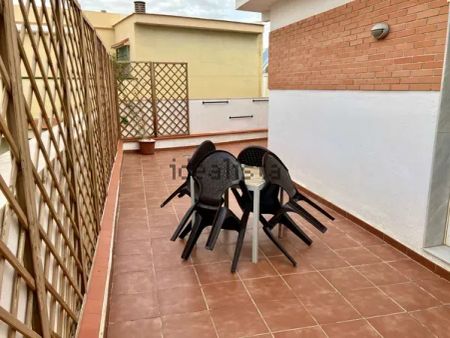 Alquiler de dúplex en Plaza de las Flores - Photo 4