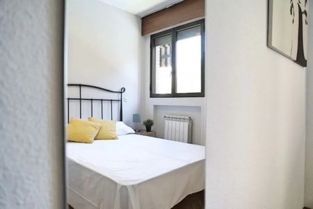 Calle de la Isla Malaita, Madrid, Community of Madrid 28035 - Photo 4