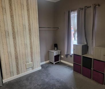 2 bedroom house share to rent - Photo 5