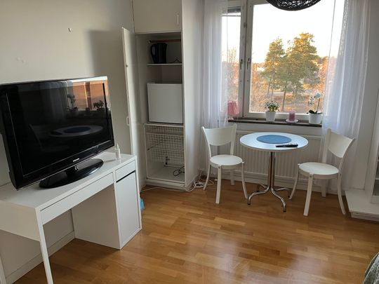 Klarabergsvägen, Vendelsö - Photo 1