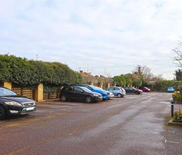 Station Avenue, Southend-on-sea, SS2 - Photo 2
