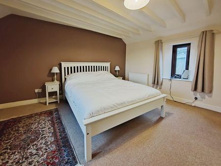 2 bedroom barn conversion to rent - Photo 4