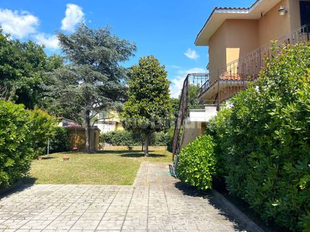 Trilocale via delle Viole 62, Lido dei Pini di Ardea - Lupetta, Ardea - Photo 2