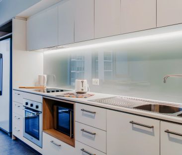 Standard Room in 5-Bed Apartment with Courtyard - Photo 4