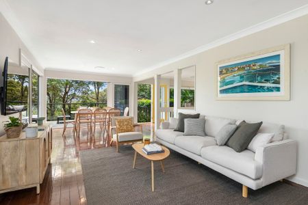 Furnished family home with views across Pittwater - Photo 5