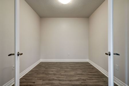 For Lease - 260 Villagewalk Boulevard Unit# 707, London North, Ontario - Photo 2
