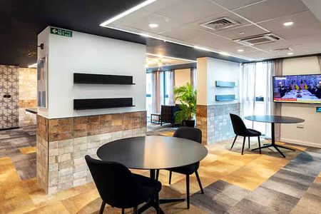 Silver Studio Mid Level - Photo 4