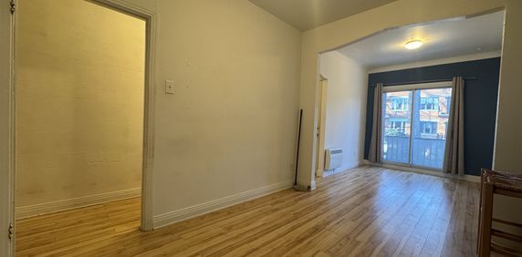 Villeray - Beau 2 1/2 Spacieux - Photo 2