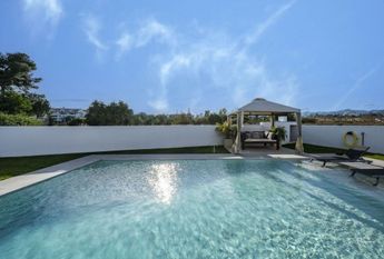 3 bedroom luxury Villa for rent in San Pedro de Alcántara, Spain