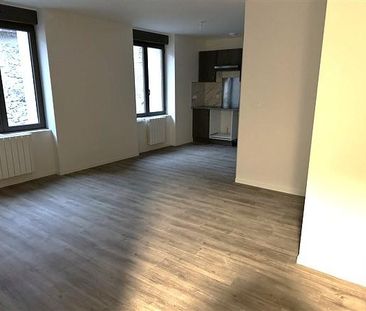 Location Appartement 2 pièces 45m² BEAUZAC 43590 - Photo 2