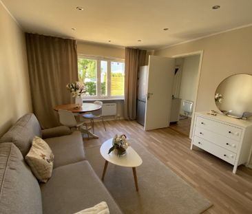 Hässelby - 1rok - tillsv - 10.925kr/mån - Photo 4