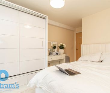 1 bed Apartment for Rent - Photo 3