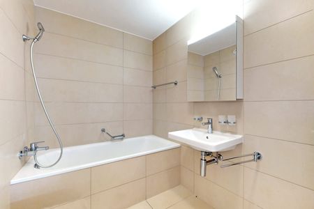 2.5 Zimmer, 54 m², 3. Stock - Photo 5