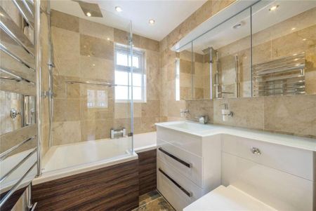 4 Bed Semi-Detached House, John Silkin Lane, SE8 - Photo 4