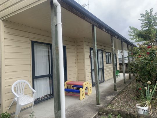 Two bedroom, two bathroom on Mahoe - Melville - Photo 1