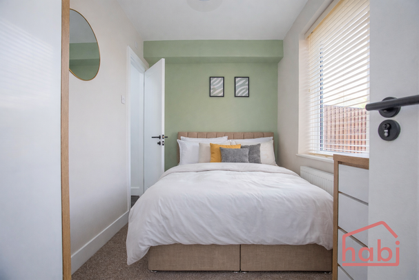 5 bedroom house to rent - Photo 1