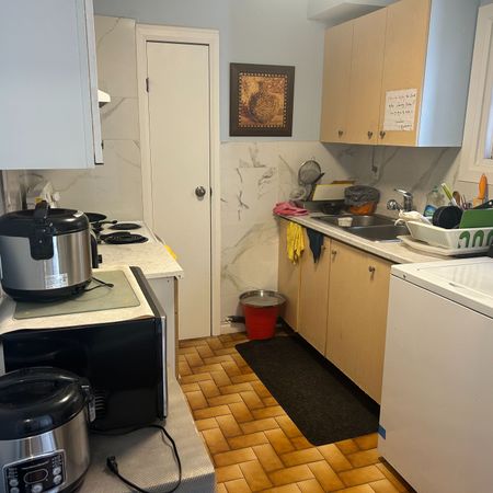 For Lease - 67 Abitibi Avenue, Toronto, Ontario - Photo 4