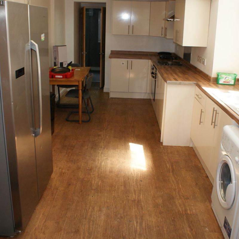 81 Storer Road - Huge Kitchen & No Deposit Loughborough - Photo 1