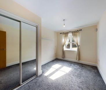 2 bedroom flat to rent - Photo 6