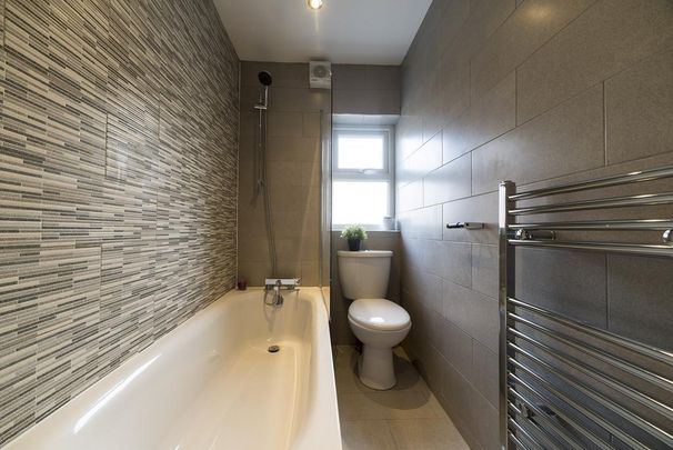 6 bedroom end of terrace house to rent - Photo 1