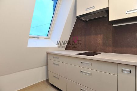 Kawalerka świeżo po remoncie - Photo 3