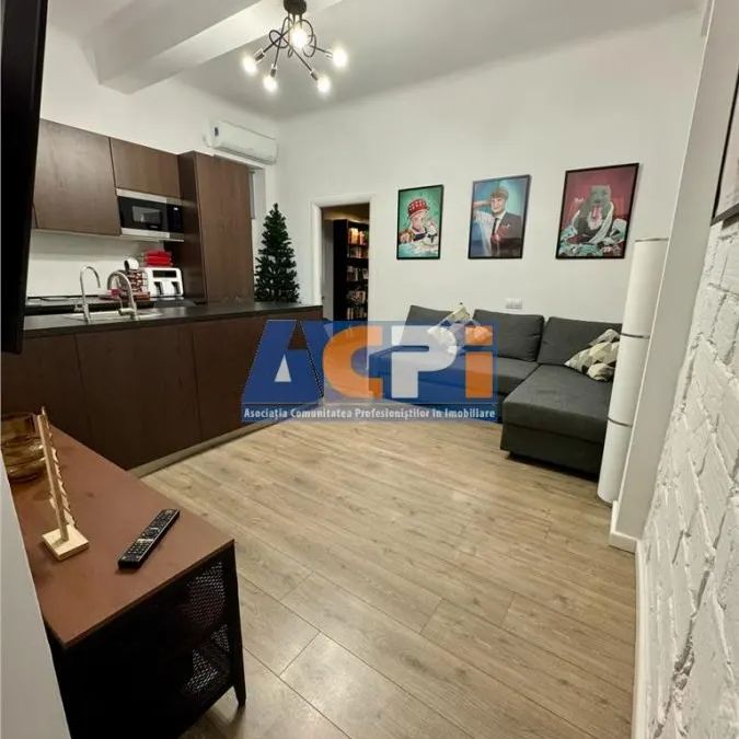 Apartament de Închiriat în Piața Romană - Locație Centrală - Photo 1