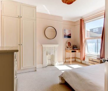 Price From £1,500 pw - Available Now - Furnished - Photo 6