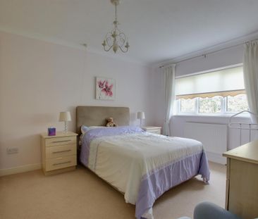 Northwood Square Fareham Unfurnished - Photo 4