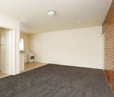 2/10-14 Carroll Street, Richmond VIC 3121 - Photo 5