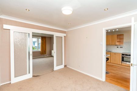 3 Woodhall Grove - Photo 5