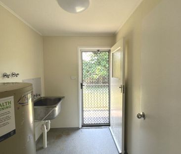 Cosy Home At The End Of A Cul-De-Sac!! - Photo 4