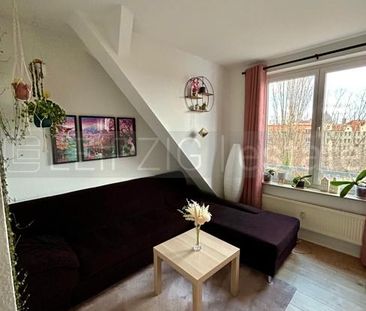 ++NEU++Schöne ruhige 2 Zimmer-Wohnung im Dachgeschoss, mit Wanne & ... - Photo 2