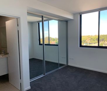 ITS GOT THE LOT - Photo 4