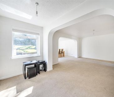 3 bedroom end of terrace house to rent - Photo 4