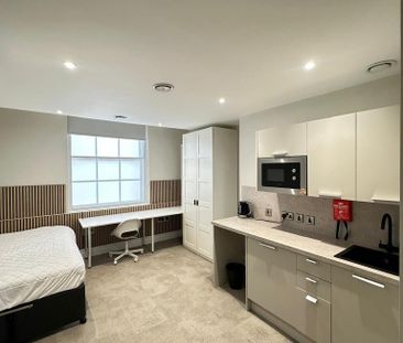 Studio to rent - Photo 5