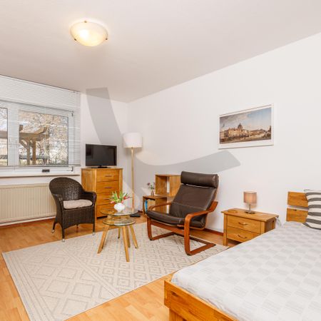 Best Single Living - Photo 2