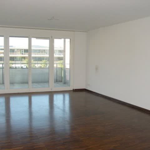 4.5 Zimmer, 120 m², 3. Stock - Foto 1
