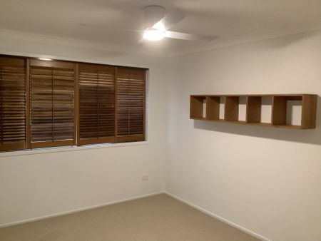 Two Bedroom Townhouse in Shaws Bay - Photo 3