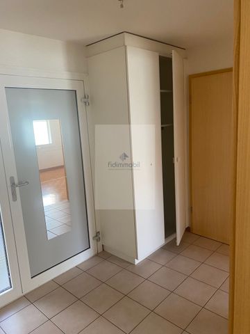 Appartement de 2 pièces au rez-de-chaussée - Photo 2