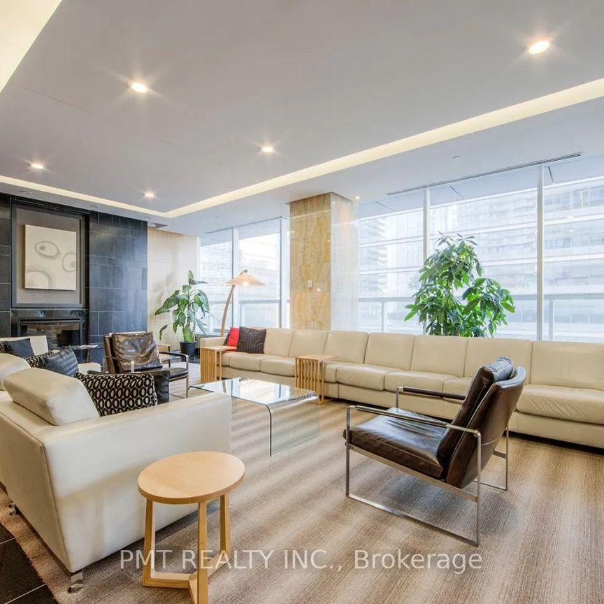 55 Bremner Boulevard #1707 - Photo 1